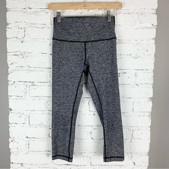 Lululemon Wunder Under High Rise Crop Heathered Black 6 - Picture 2 of 7